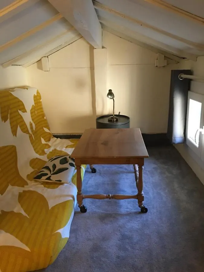 Homestay Helios Apartment Le Cannet France